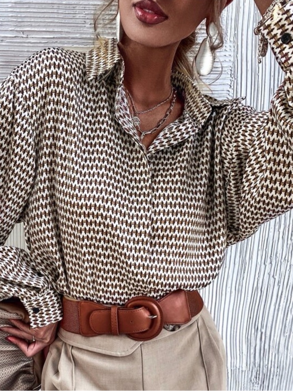 SHEIN Brown & White Houndstooth Button-Down Shirt